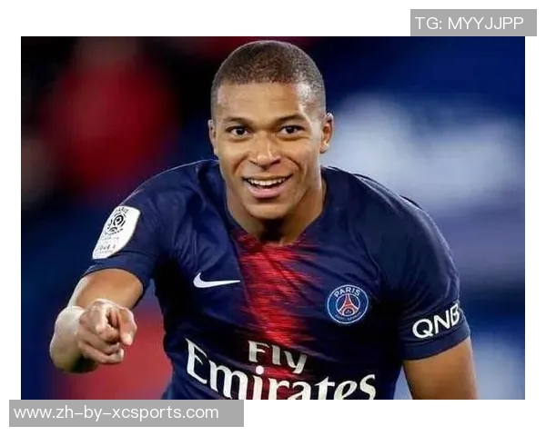 猜猜这位足球老球星是谁?他的名字曾在绿茵场上闪耀全世界 猜猜这位足球老球星是谁?他的名字曾在绿茵场上闪耀全世界